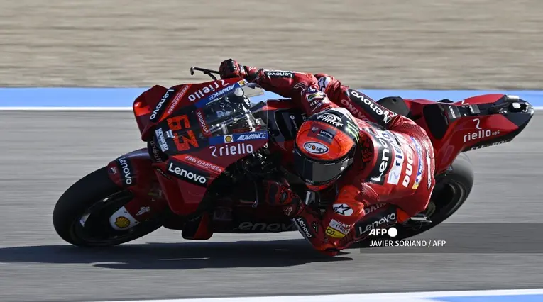 Francesco Bagnaia en los entrenamientos libres del Moto GP en España.