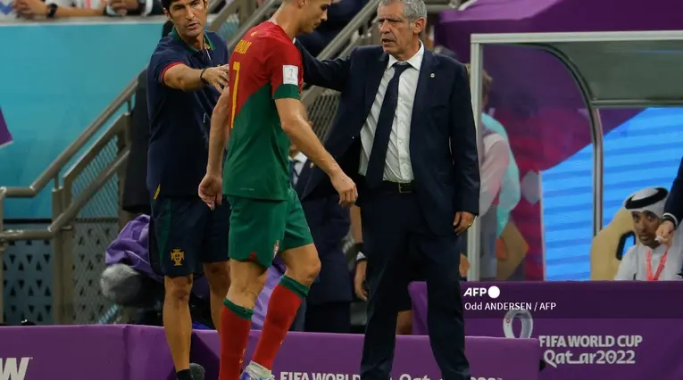 Fernando Santos defiende a Cristiano Ronaldo