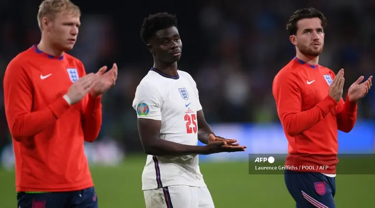 Bukayo Saka - Inglaterra