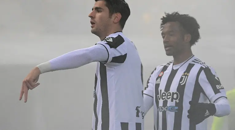 Juan Guillermo Cuadrado y Álvaro Morata en la Juventus