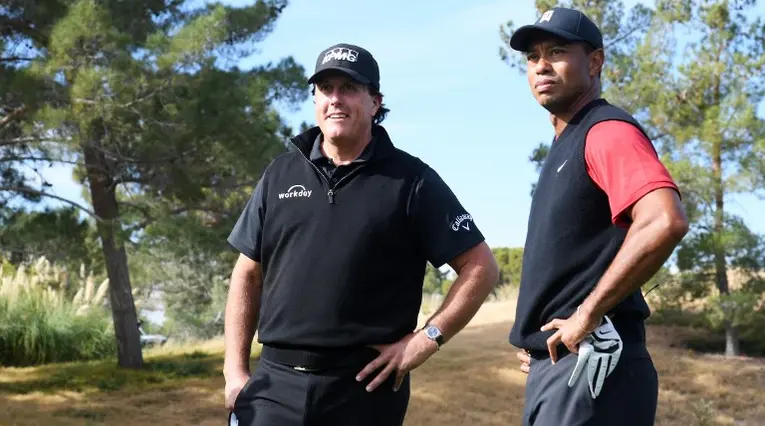 Tiger Woods vs Phil Mickelson