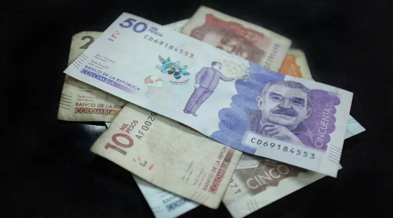 Billetes / Billetes Colombianos / Pesos colombianos / Dinero / Plata / Peso Colombiano / Pesos 