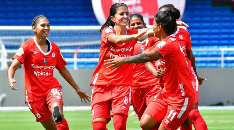 América femenino