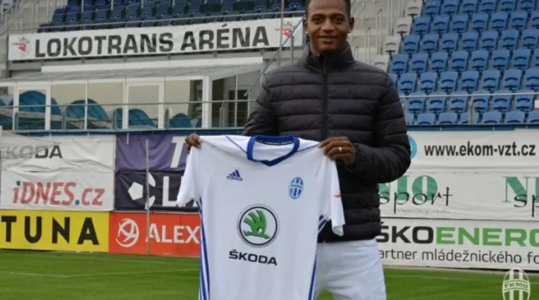 Anderson Arroyo, jugador del Mlada Boleslav  