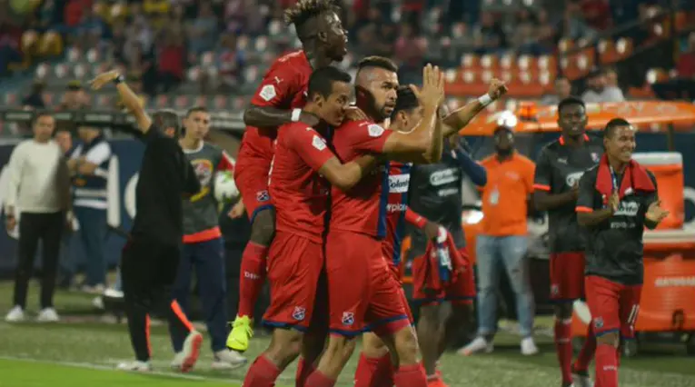 Andrés Cadavid, jugador profesional en el fútbol colombiano. 