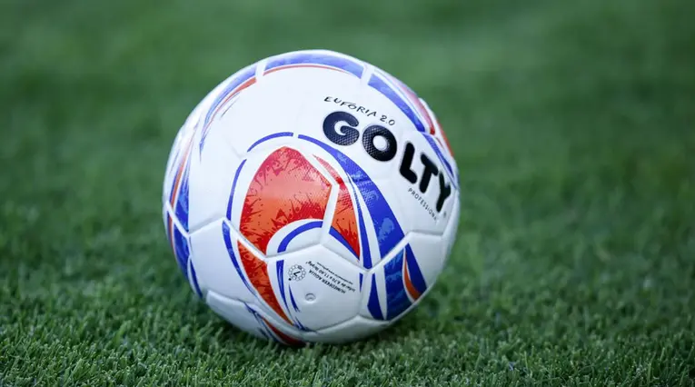 Balón del fútbol colombiano