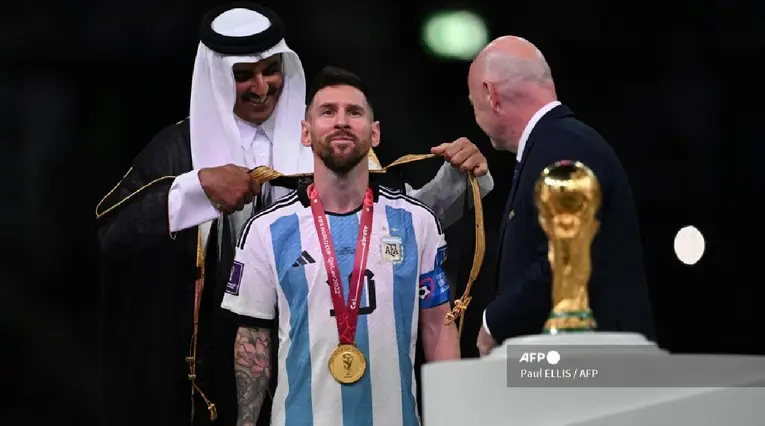 Bisht usado por Messi