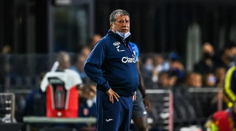 Bolillo Gómez, Honduras