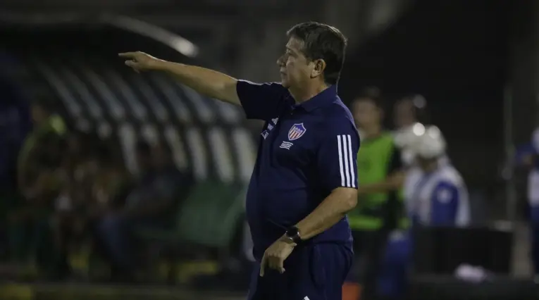 Bolillo Gómez - Junior