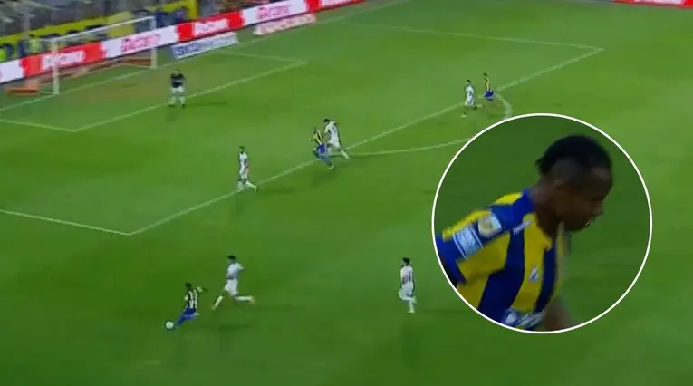 [Video] Golazo de Campaz con Rosario Central ante Lanús: De Puskas