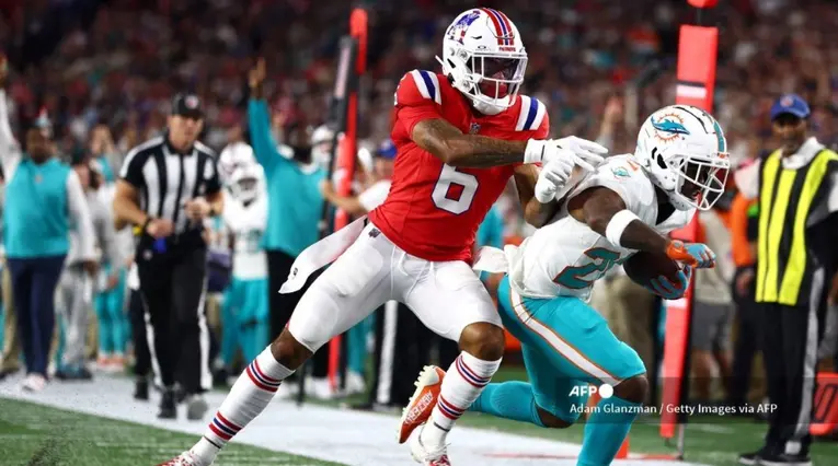 Christian González - New England Patriots vs Miami Dolphins