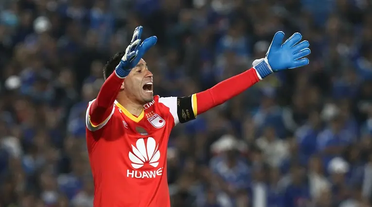 Leandro Castellanos, ruptura completa del tendón de Áquiles de la pierna derecha y estará fuera el resto de la temporada.