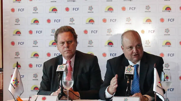 Ramón Jesurún (Presidente de la FCF) y Jorge Enrique Vélez (Presidente de la Dimayor)