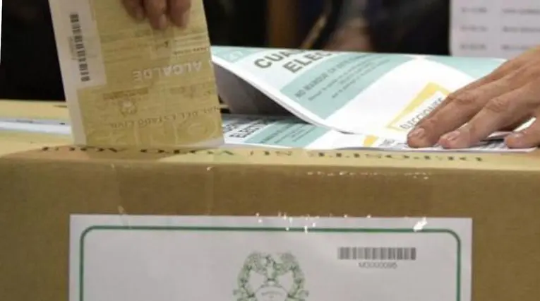 Urna de votación - Elecciones Colombia