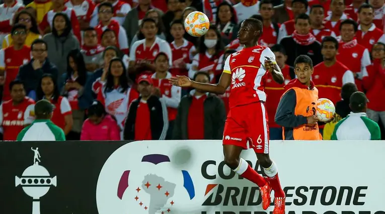 Dairon Mosquera, lateral izquierdo colombiano