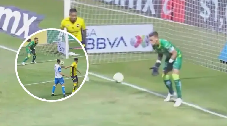 El error de Nicolás Vikonis en la victoria de Puebla ante Mazatlán