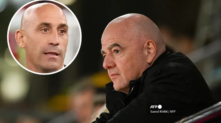 Gianni Infantino y Luis Rubiales