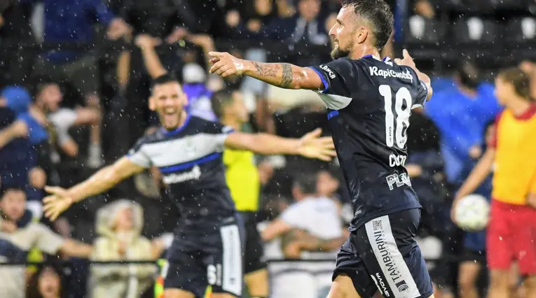 Gimnasia vs Colón - fútbol argentino