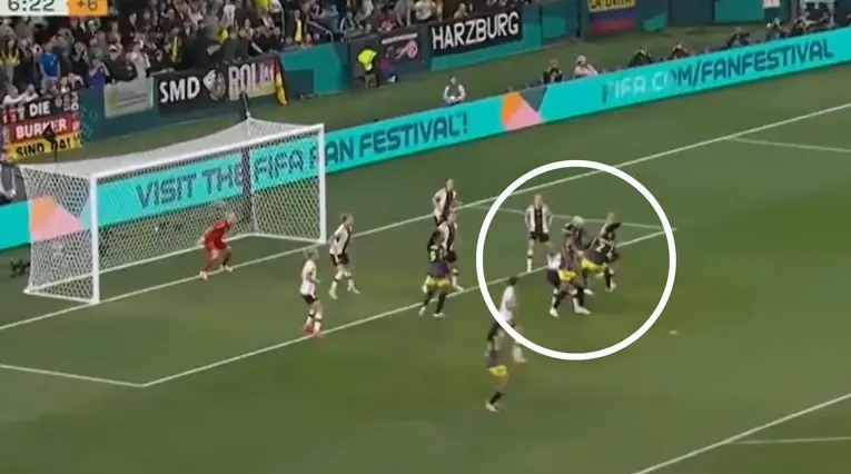 Gol de Manuela Vanegas en Colombia vs Alemania