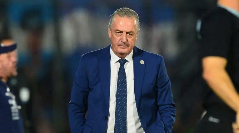 Gustavo Alfaro - técnico de Paraguay