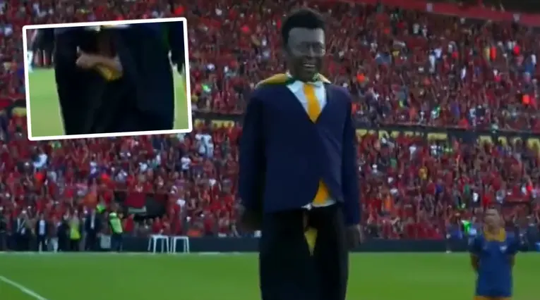 Homenaje a Pelé
