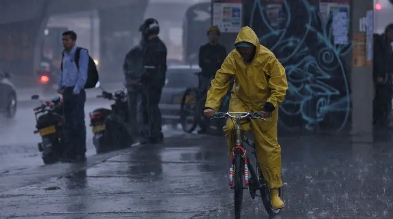 Imágenes de las lluvias en Bogotá, 2021.