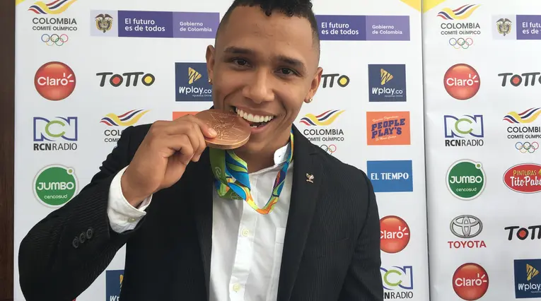Luis Javier Mosquera- Levantamiento de Pesas