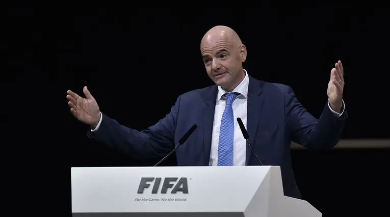 Gianni Infantino ya piensa en el Mundial Catar 2022