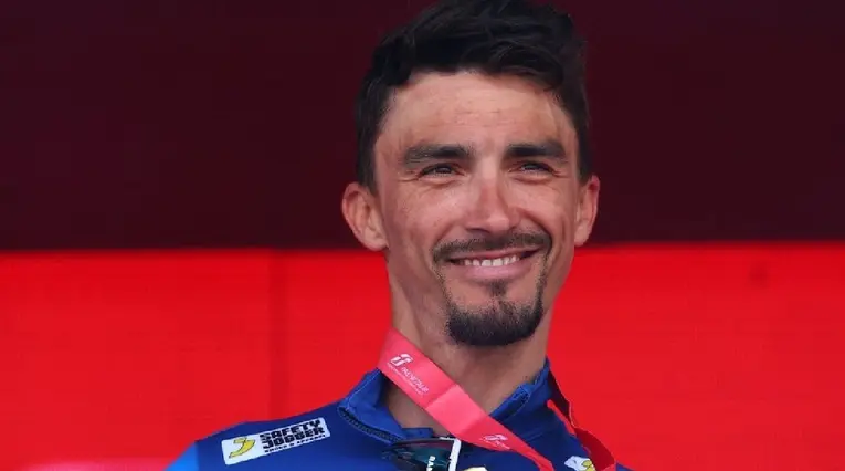 Julian Alaphilippe, ganador de la etapa 12