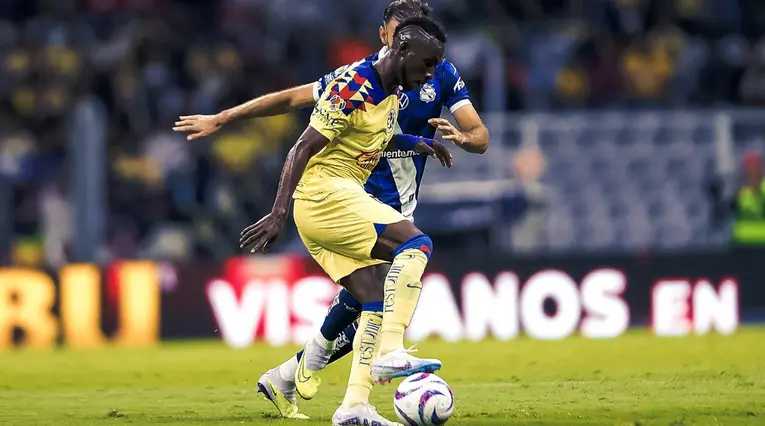 Julián Quiñones - Club América vs Puebla