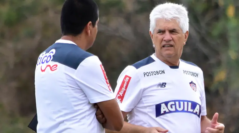 Junior, Julio Comesaña