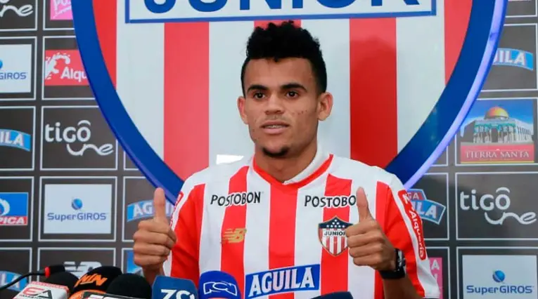 La reacción de Jota a la patada a Luis Díaz