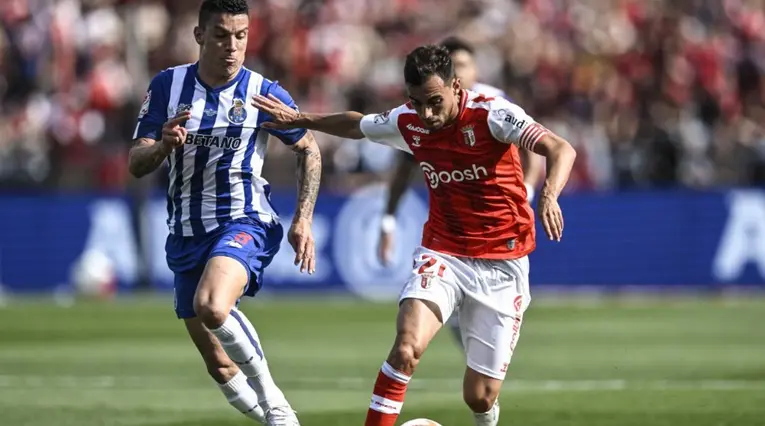 Mateus Uribe en su último partido con Porto