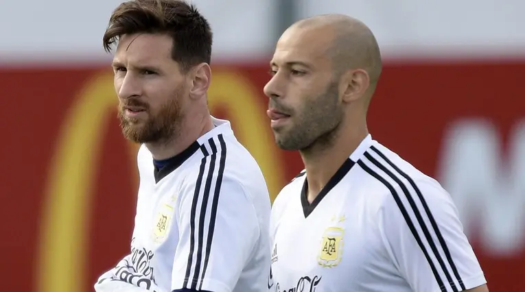 Lionel Messi y Javier Maschenano en concentración con la Selección Argentina