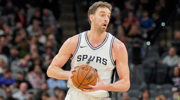 Pau Gasol, lesionado con los San Antonio Spurs