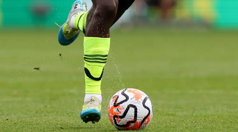 Partido suspendido por desmayo de un jugador