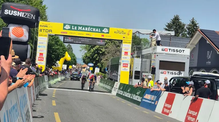 Tour de Romandía 2025; ganador y posición colombianos tras la etapa 3