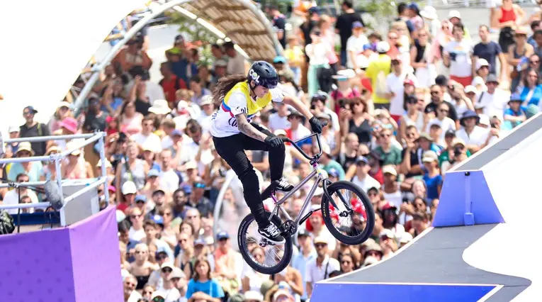 Queen Saray Villegas brilló en París 2024: cuarto puesto para Colombia