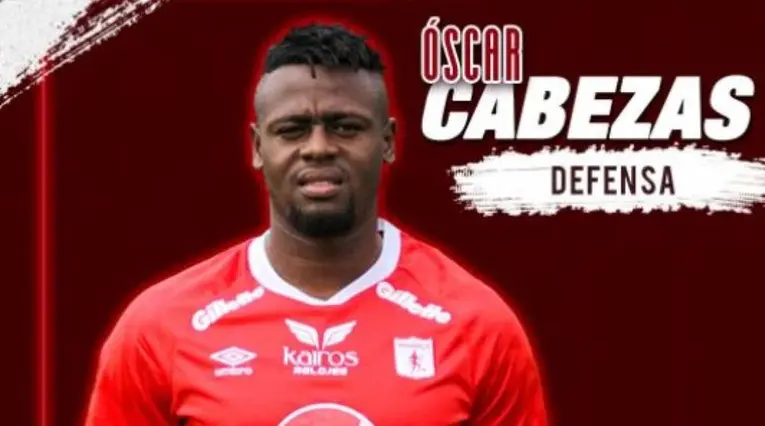 Óscar Cabezas, América