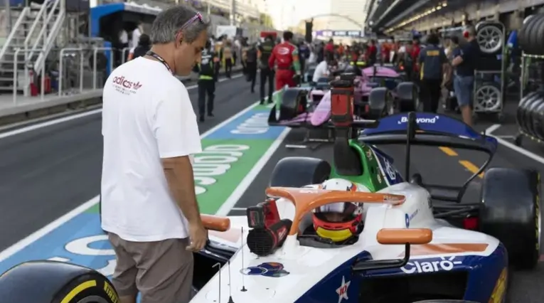 Sebastián Montoya en F2