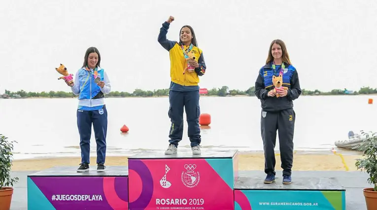 Ana María Rendón en el skateboarding