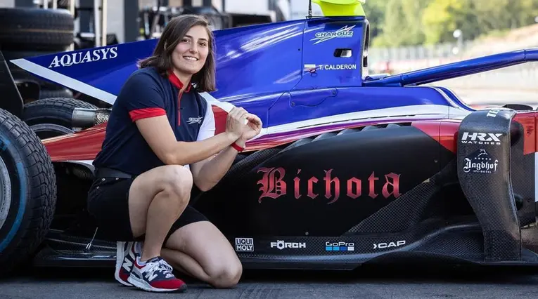 Tatiana Calderón, auto Bichota