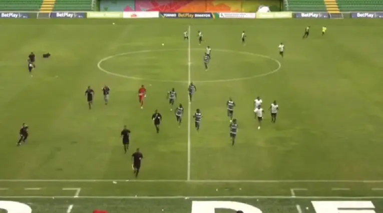 Valledupar F.C - Invasión de hinchas