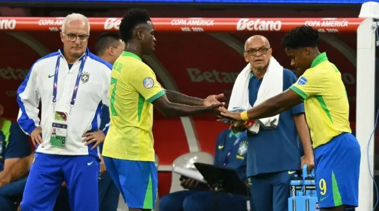 Brasil tomaría decisión clave con Vinicius y Endrick ante Paraguay