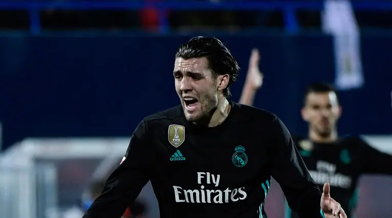 Mateo Kovacic portando la camisa del Real Madrid 