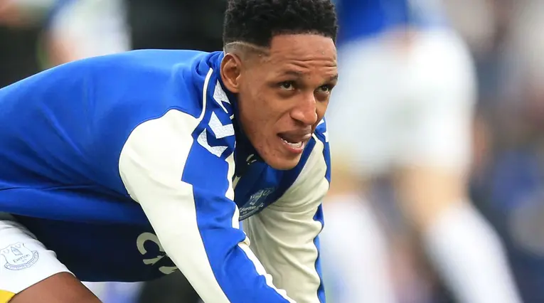 Yerry Mina, futbolista colombiano que ahora jugará en Italia