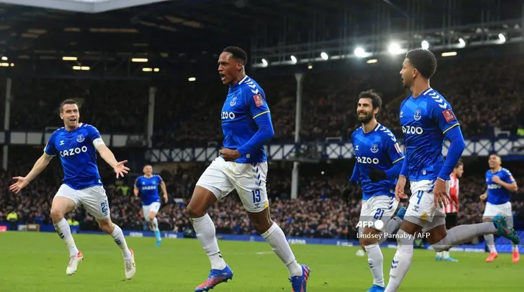 Yerry Mina, Everton 2022-I