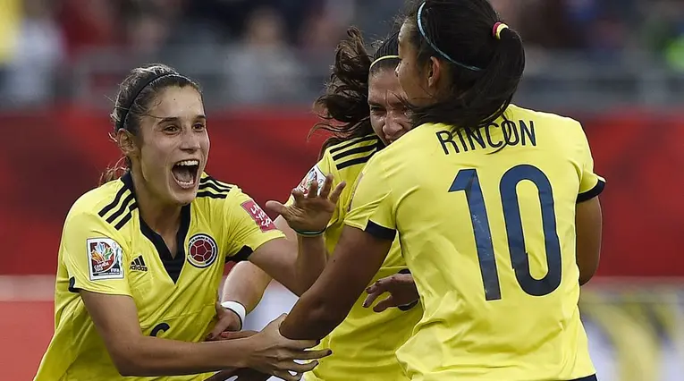 Yoreli Rincón y Daniela Montoya en la selección Colombia femenina
