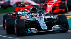 Mercedes Benz espera repetir título con Lewis Hamilton