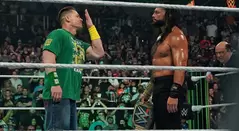 John Cena y Roman Reigns en WWE